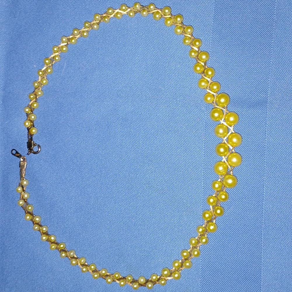 Vintage pearl necklace